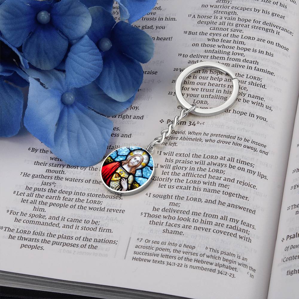 sacred-heart of jesus stained glass pendant necklace_artwork_original_artwork Graphic Circle Keychain NEW
