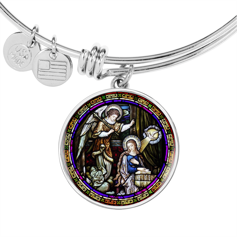 Annunciation to Blessed Virgin Mary circle pendant bangle